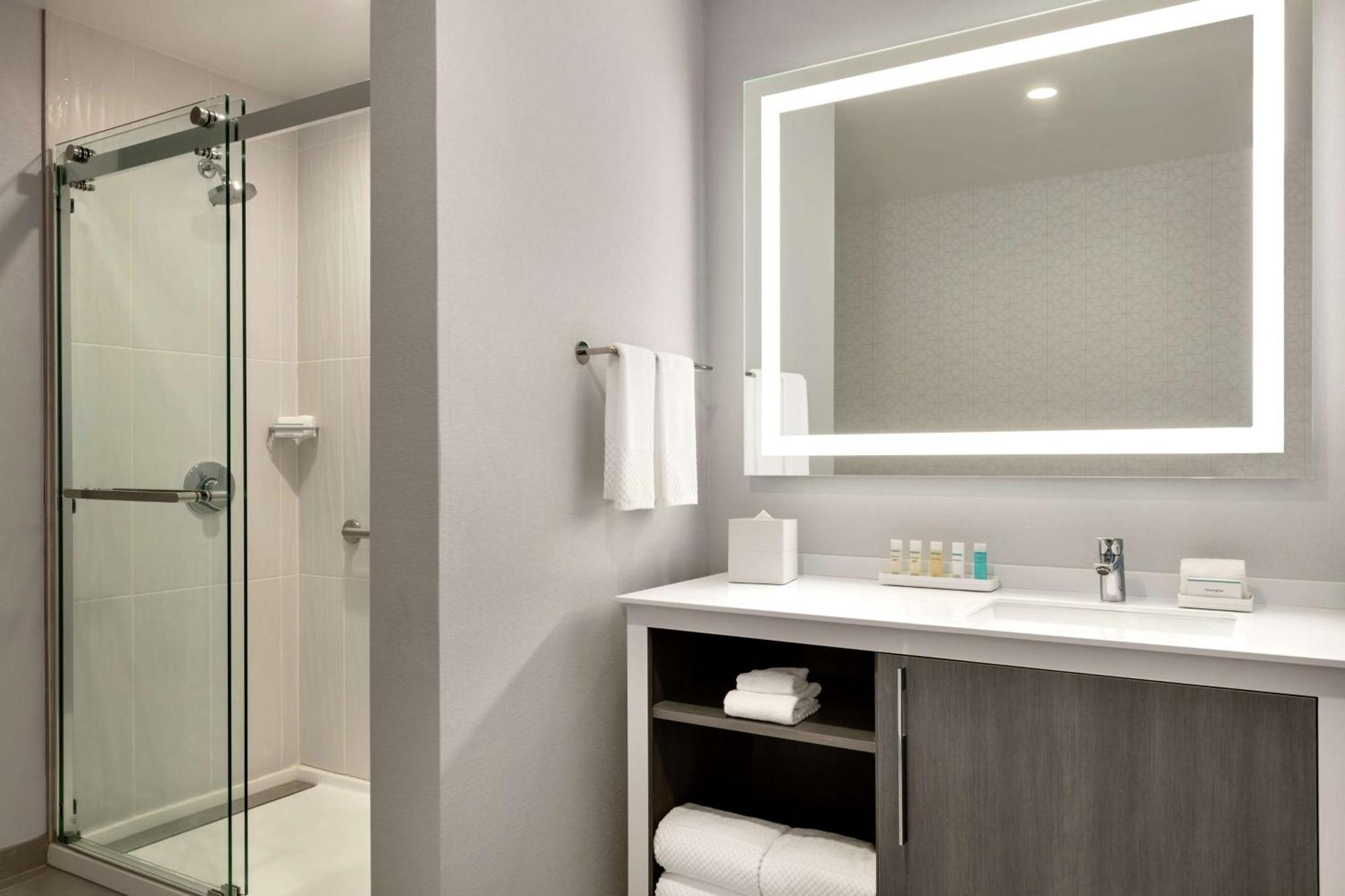 Embassy Suites By Hilton Atlanta Midtown Extérieur photo