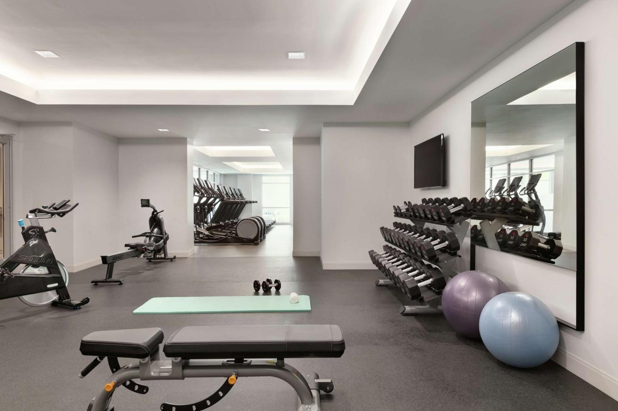 Embassy Suites By Hilton Atlanta Midtown Extérieur photo
